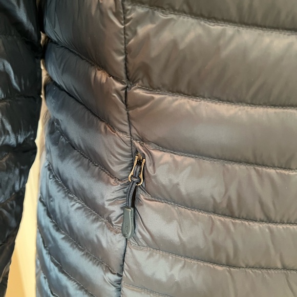 32 Degrees Gray Puffer Jacket with High Collar and Slim Fit - Picture 2 of 6